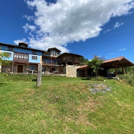 Casa Rural El Bohio Arriondas Bagian luar foto