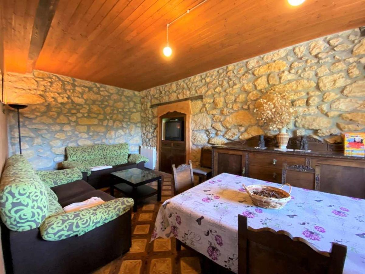 Casa Rural El Bohio Arriondas Bagian luar foto