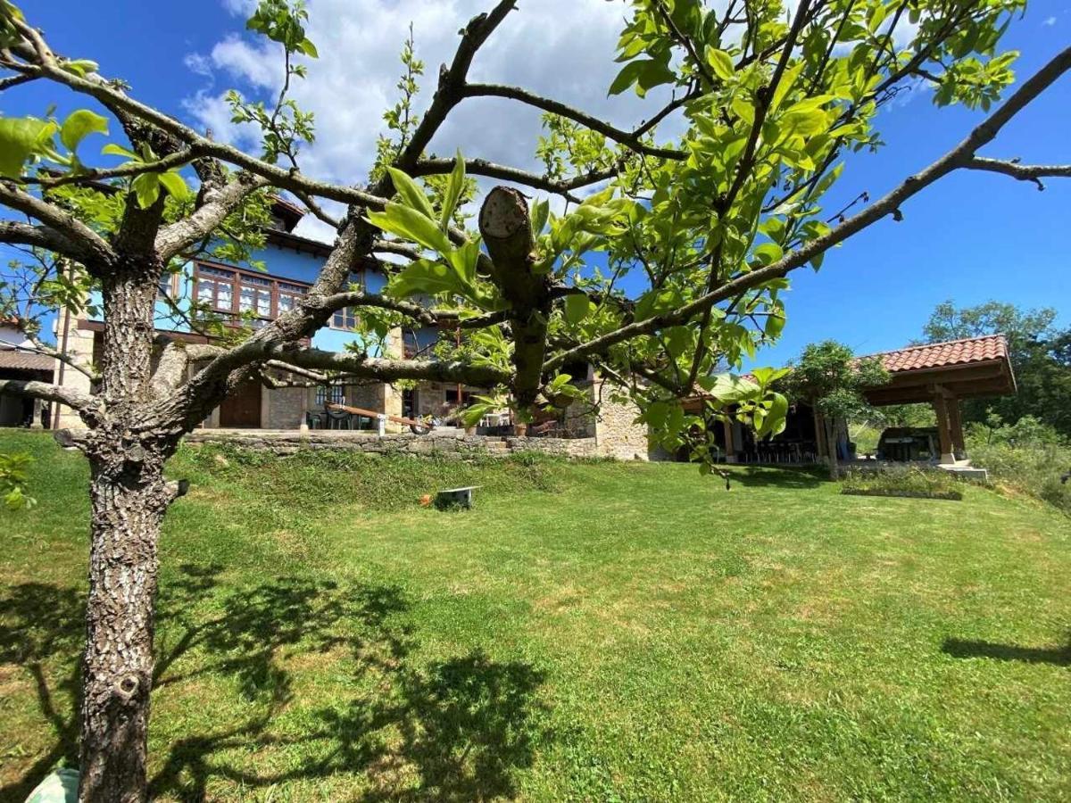 Casa Rural El Bohio Arriondas Bagian luar foto
