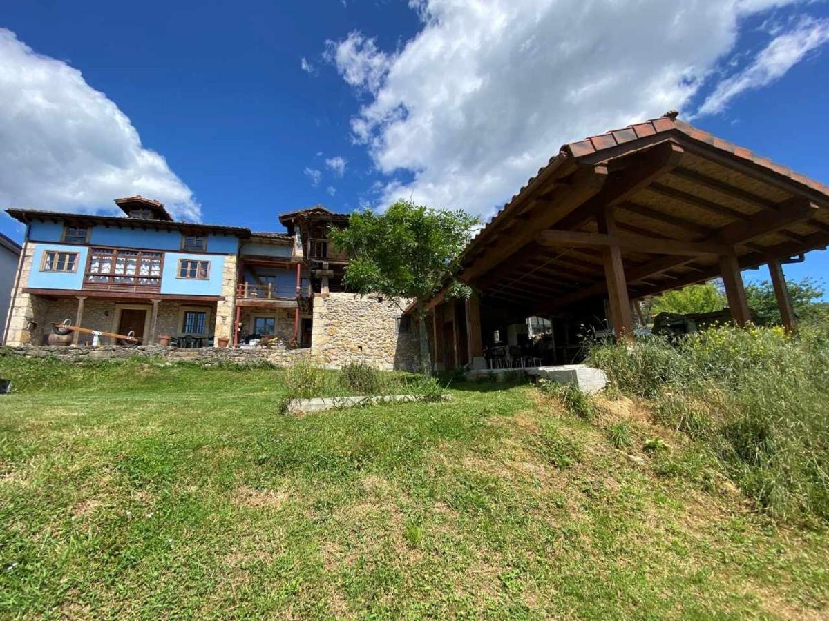 Casa Rural El Bohio Arriondas Bagian luar foto