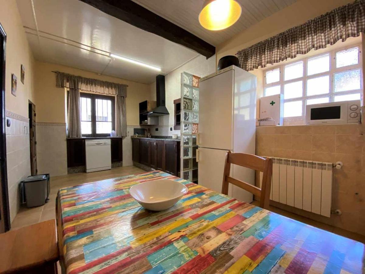 Casa Rural El Bohio Arriondas Bagian luar foto