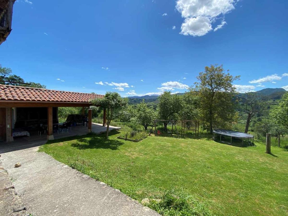 Casa Rural El Bohio Arriondas Bagian luar foto
